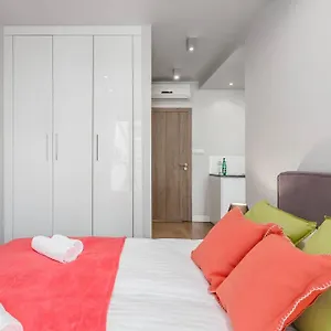 Rent Like - Oxygen Wronia 45 Ii Warszawa